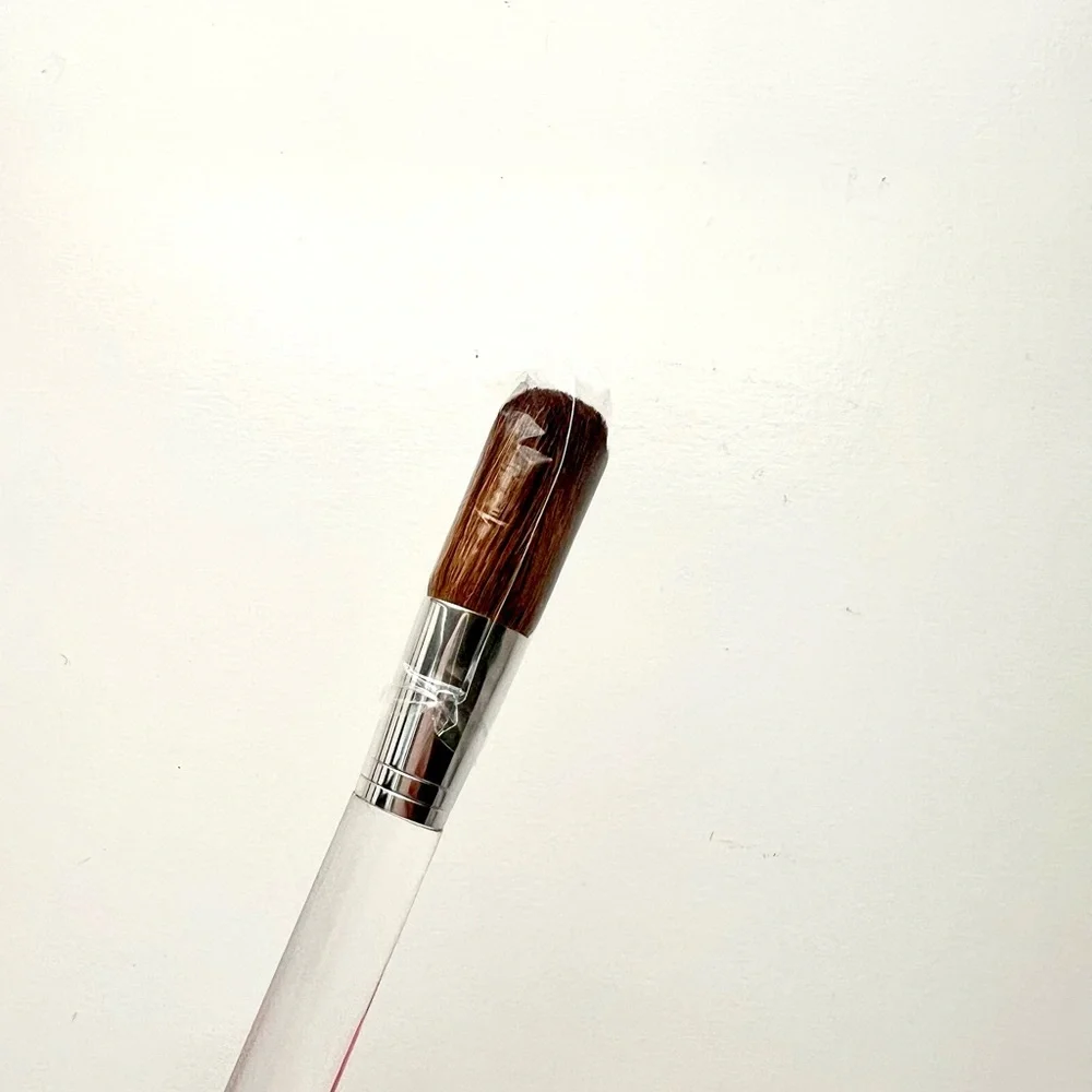 🆕 No Tag. Clinique Blush Brush. Seasonal Collection. No tag/box